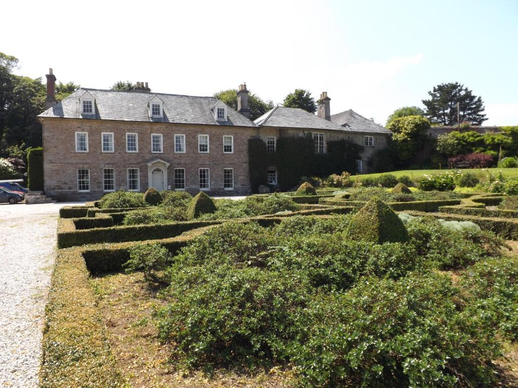 Trereife House